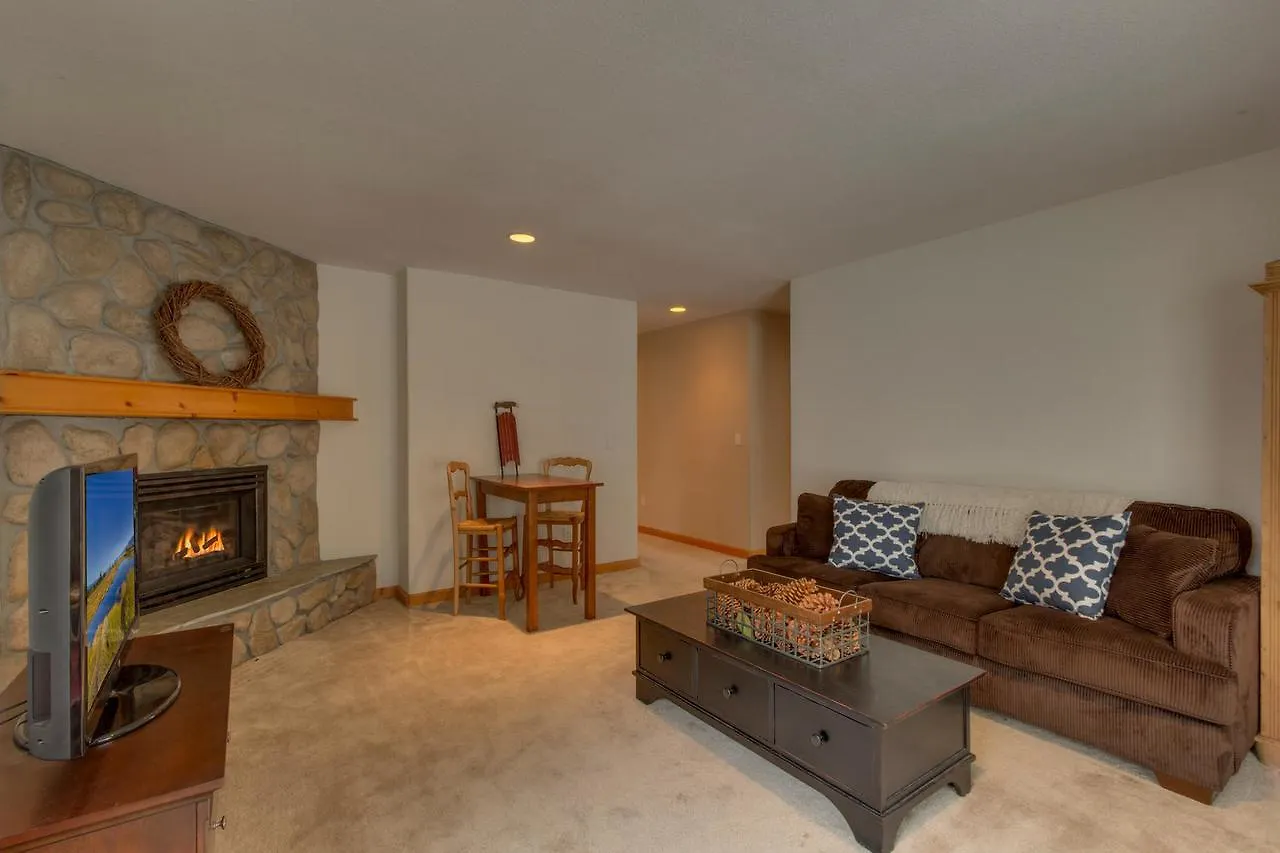 Tahoe Island House - Three Bedroom Home سووث لاك تاهوي 0*,  الولايات المتحدة الأمريكية
