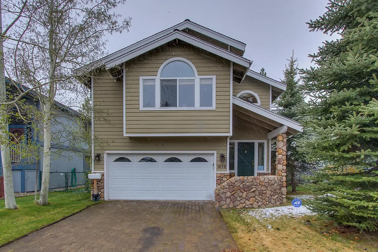 Tahoe Island House - Three Bedroom Home سووث لاك تاهوي بيت للعطل